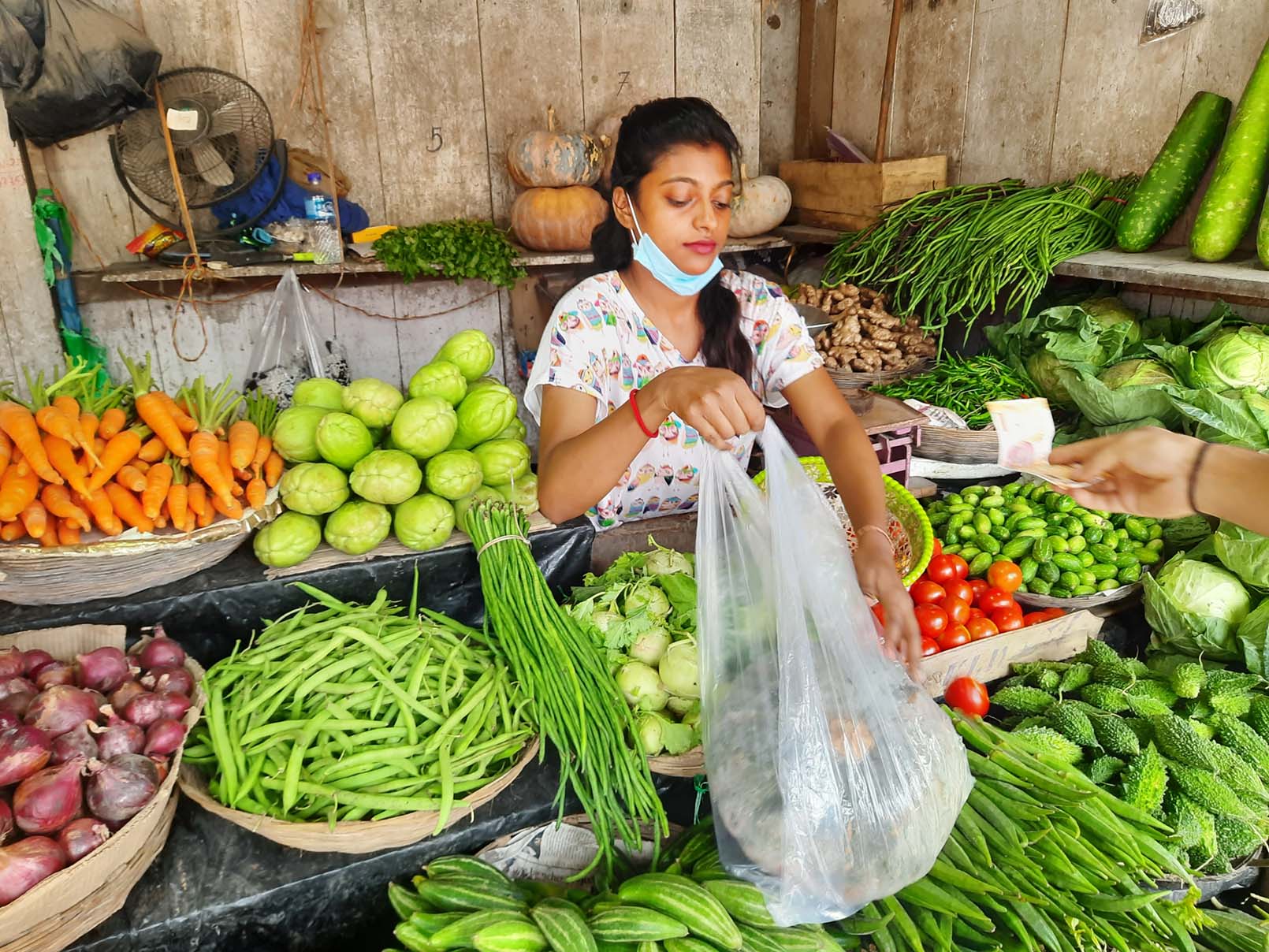 little-girl-reflects-work-is-worship-arunachal-observer